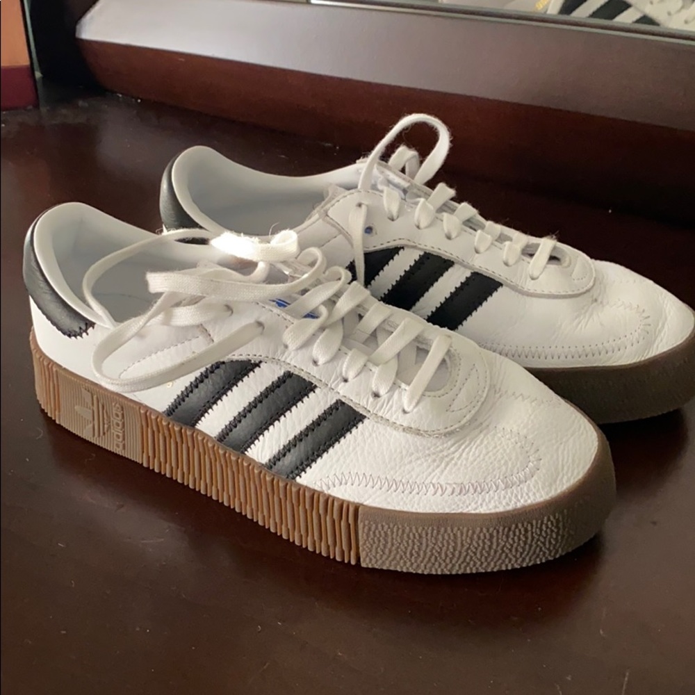 Barely worn Adidas Sambarose sneakers